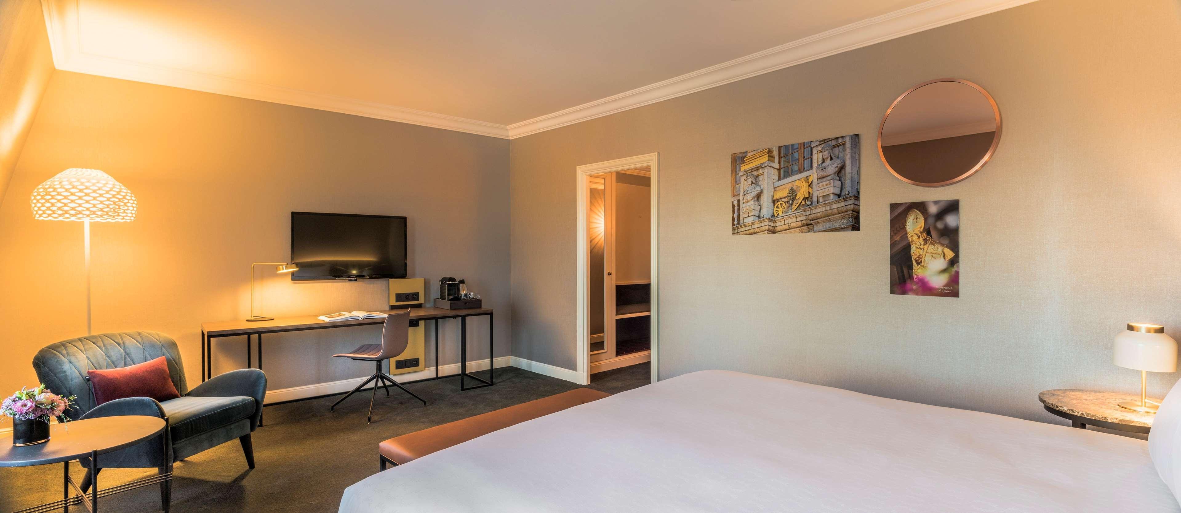 Hotel Hilton Grand Place 4*